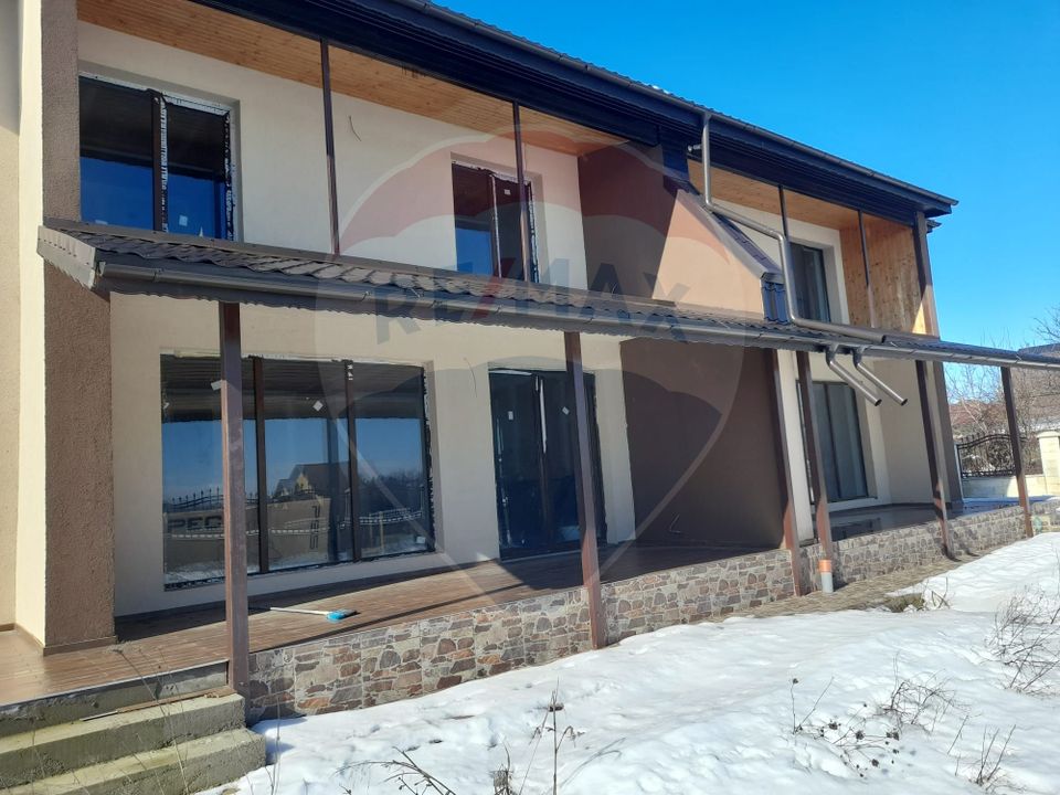 5 room House / Villa for rent