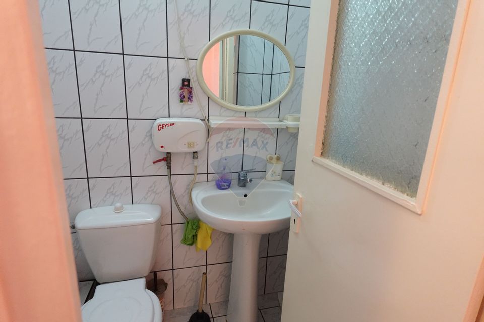 Apartament cu 3 camere de vânzare