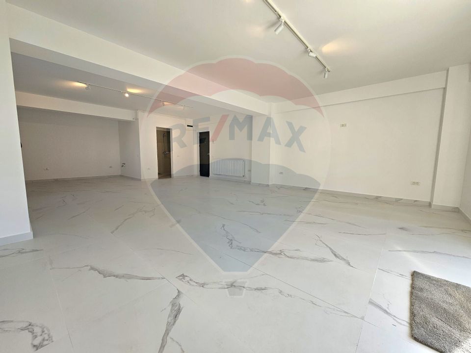 62sq.m Commercial Space for rent, Tomis Plus area