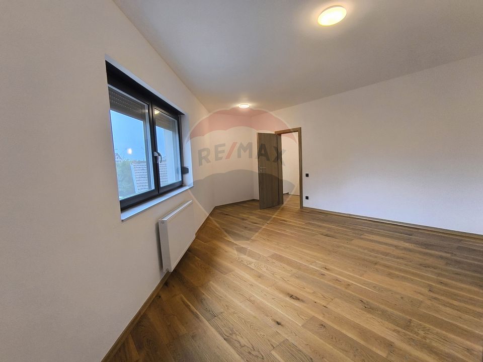 Duplex 2 unitati de vanzare 426 mp