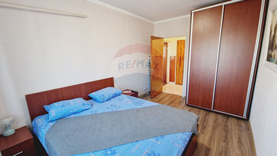 De Vanzare Apartament 2 Camere Decomandat Mega Mall-Delfinului