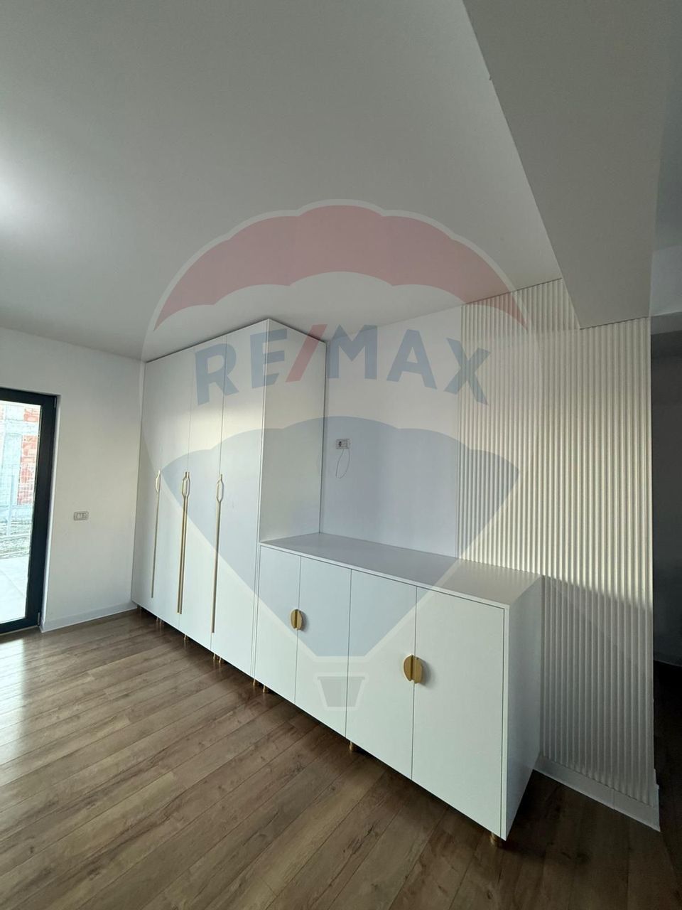 3 room House / Villa for sale