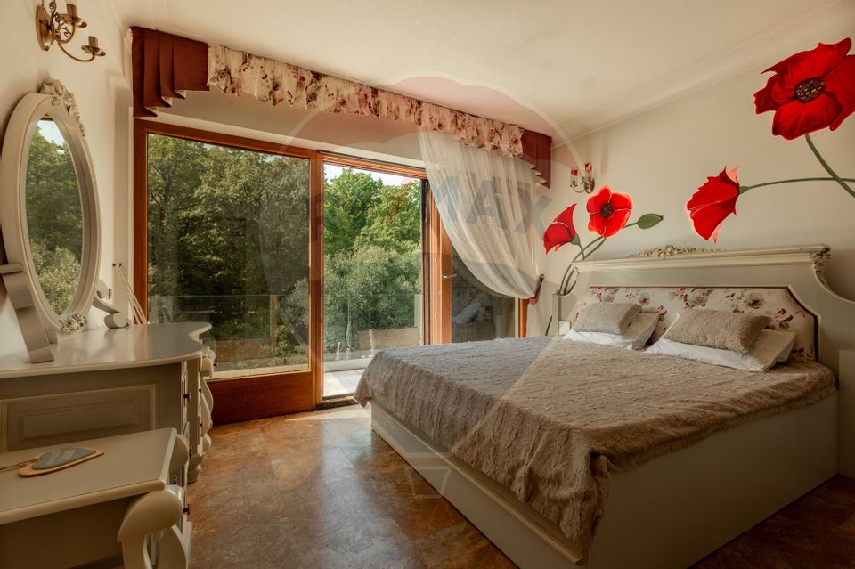 Casă spectaculoasă în Mediaș – reședința antrenorului Cristi Pustai