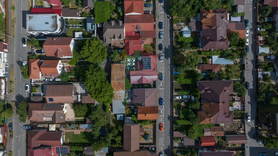 !VANDUT! Casă tipică pentru un stil de viață liniștit  Craiter, Brașov