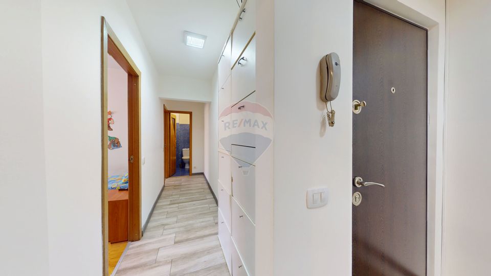 Apartament 3 camere, 2 băi, 2 parcări de vânzare zona Avantgarden 2
