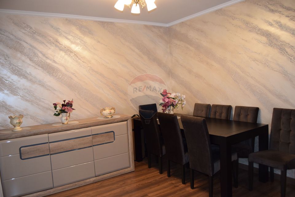 4 room House / Villa for sale, Cetate area