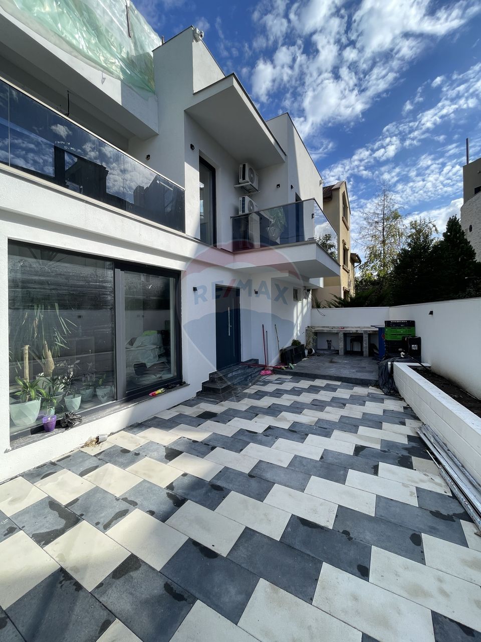 Vilă noua, teren 150mp | Popa Nan, Ronda | Calarasilor