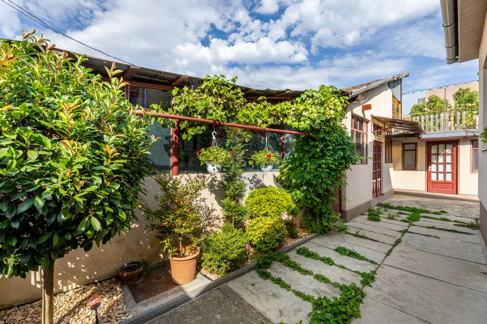 Casă 3 camere UTA Arad cu birou, garaj și atelier. Comision 0%