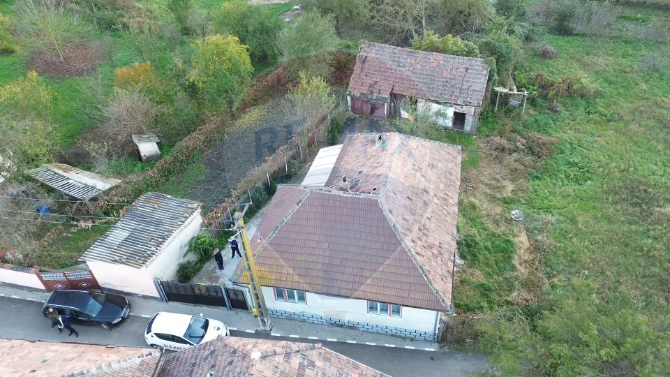 Casă de vânzare cu 3 camere în Axente Sever, județul Sibiu