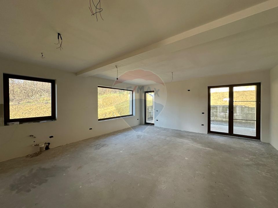 DE VANZARE- parte duplex premium