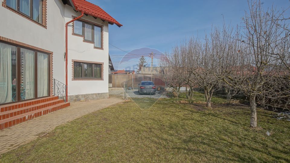 5 room House / Villa for sale, Central area