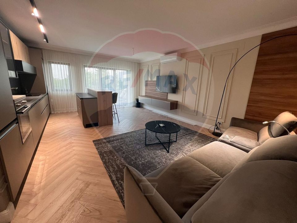 2 room Apartment for rent, Pipera area