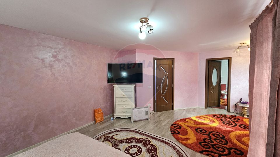 6 room House / Villa for sale