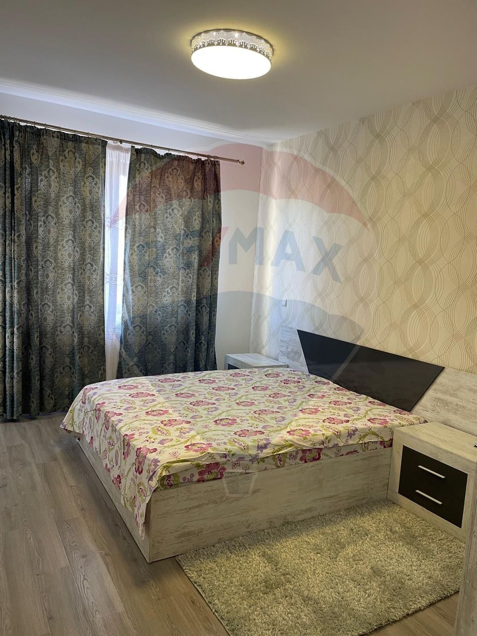 Apartament cu 2 camere de vânzare | Metalurgiei | Cartierul Solar