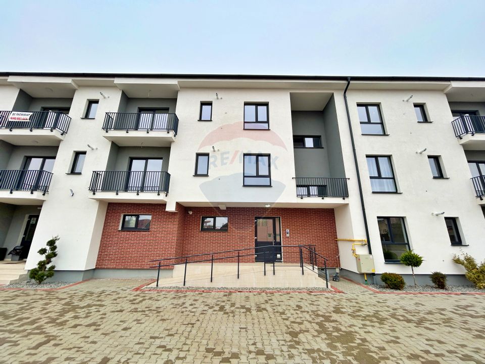 Apartament cu 3 camere de închiriat în cartierul Grădiște/Arad