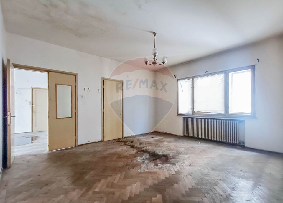 Vanzare Apartament 3 Camere, 2 Balcoane+2 Boxe, Universitate-P. Romana