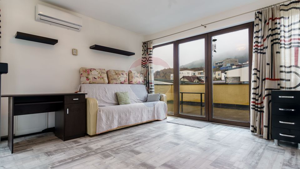 Duplex ultrafinisat 4 camere - la cheie, zona VIVO