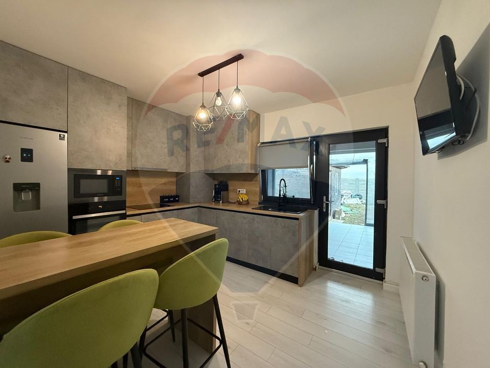 5 room House / Villa for sale, Calea Bucuresti area