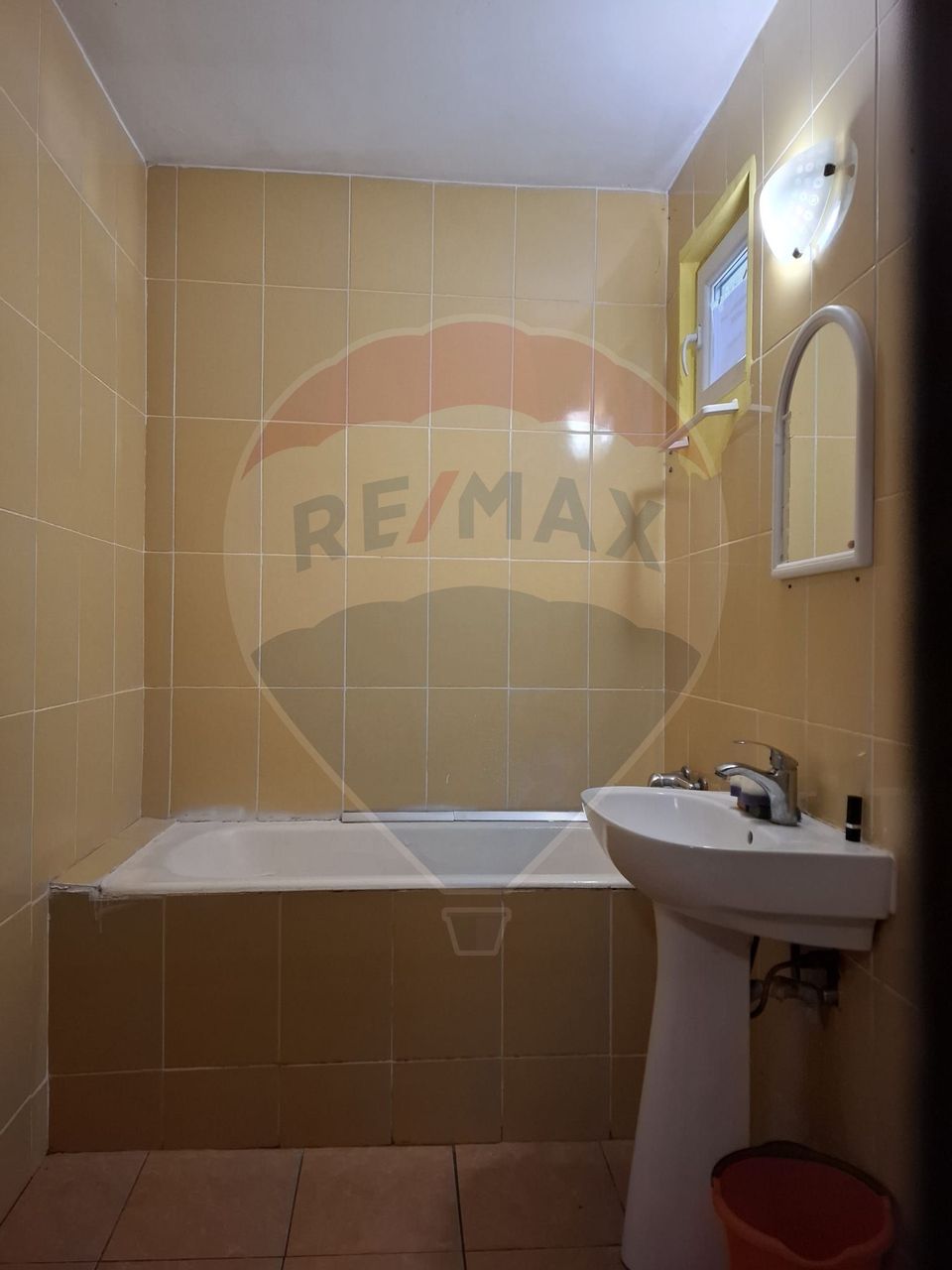 Apartament cu 1 camera de vânzare în zona Colentina