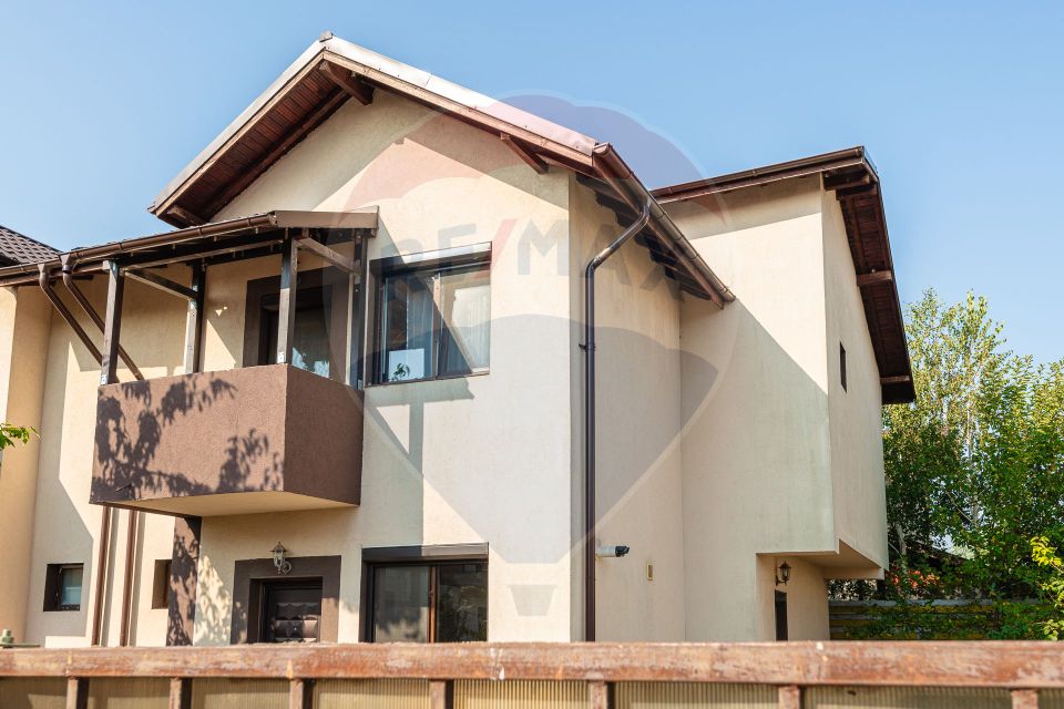 Casa de Vânzare în Domnești - 4 Camere, Complet Mobilată și Utilată