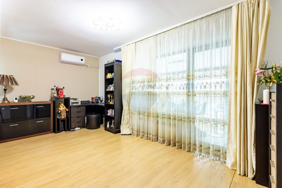 Casă / Vilă de vanzare in Otopeni, ansamblu rezidential, langa centru