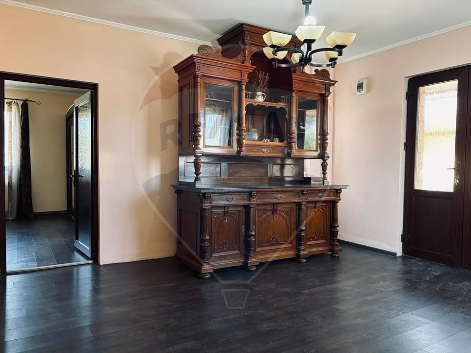 4 room House / Villa for sale