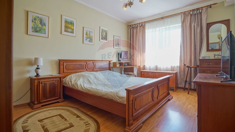 Casa/vila de vanzare, zona unica, Bronzului, cartier Tractorul, Brasov