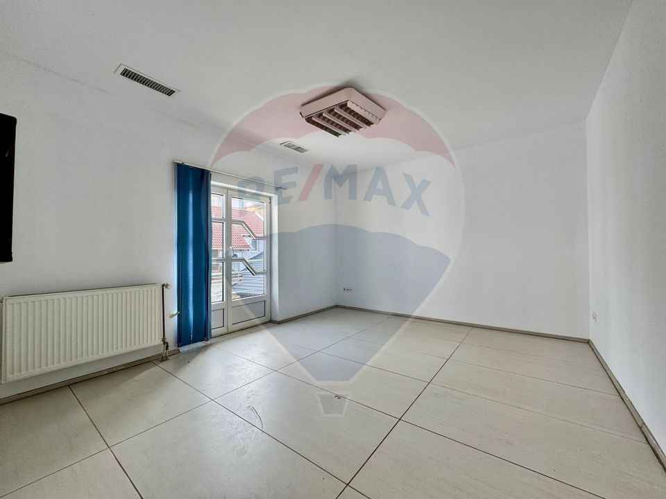 Casă / Vilă cu 7 camere de vânzare în zona Elisabetin