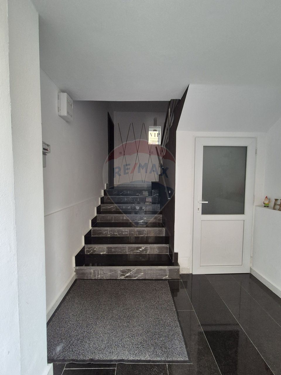 4 room Apartment for sale, Kogalniceanu area