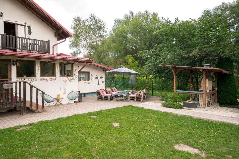 Casă de vacanță sau pensiune cu recenzii excelente, în Inima Branului