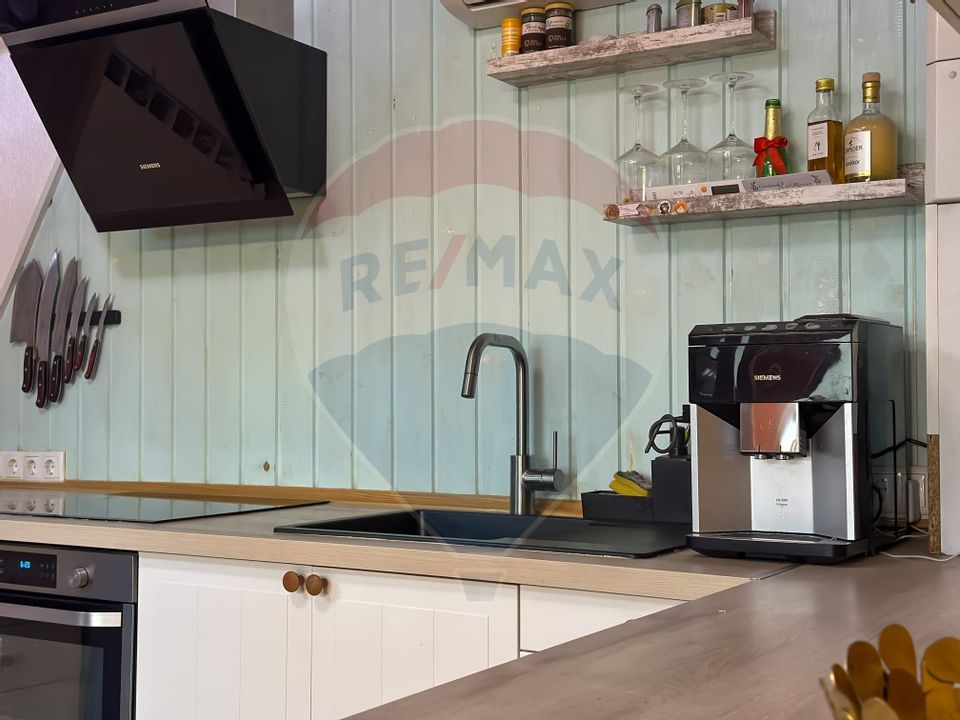 Casă / Vilă cu 6 camere de vânzare în zona Periferie