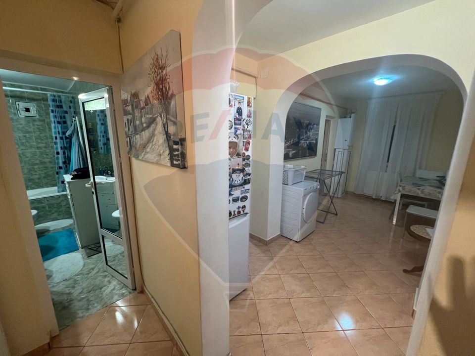 Apartament cu 2 camere de vânzare în zona Sud-Vest