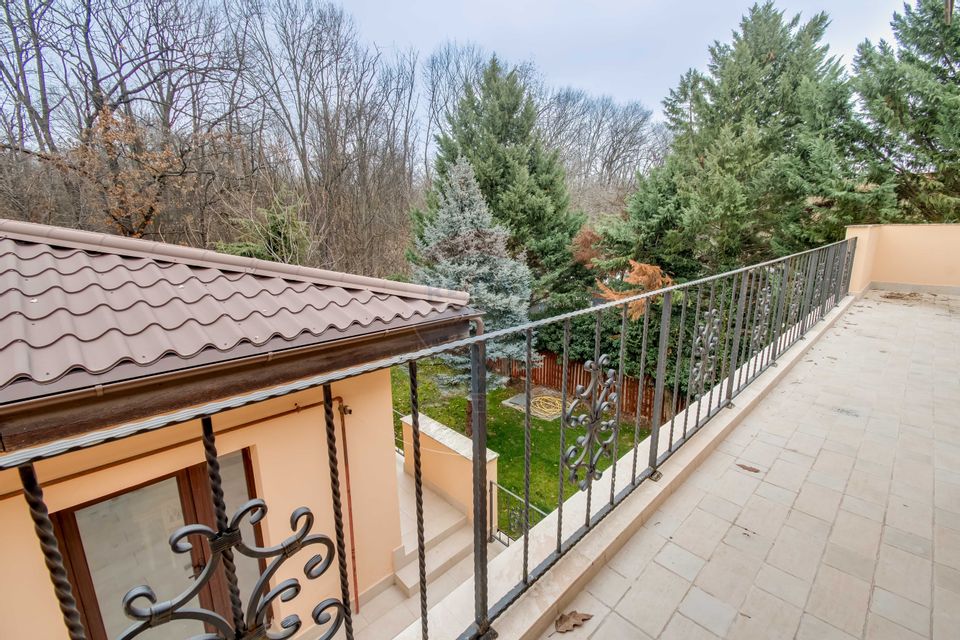 9 room House / Villa for sale, Central area