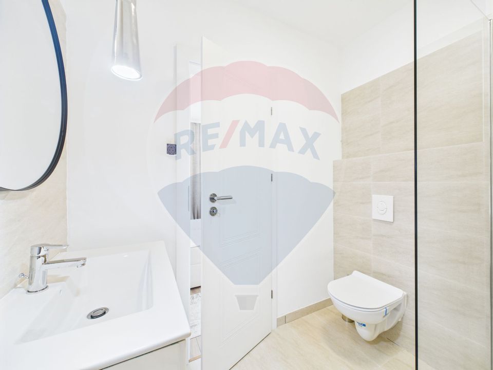 De inchiriat | Casa moderna cu 3 dormitoare si curte | Pipera