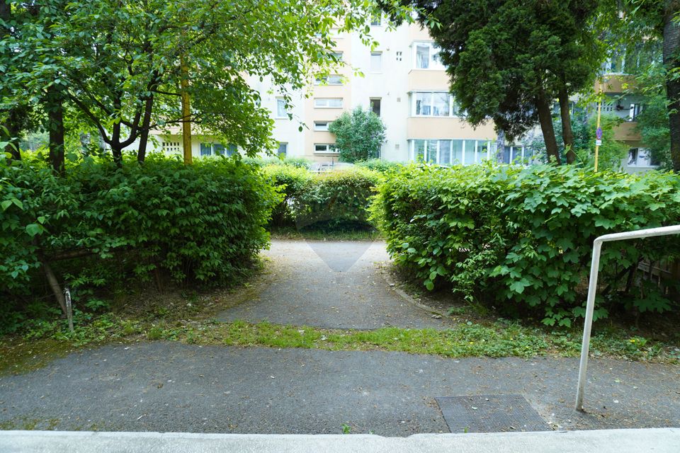 REZERVAT !  ! Apartament 2 camere str. Zizinului