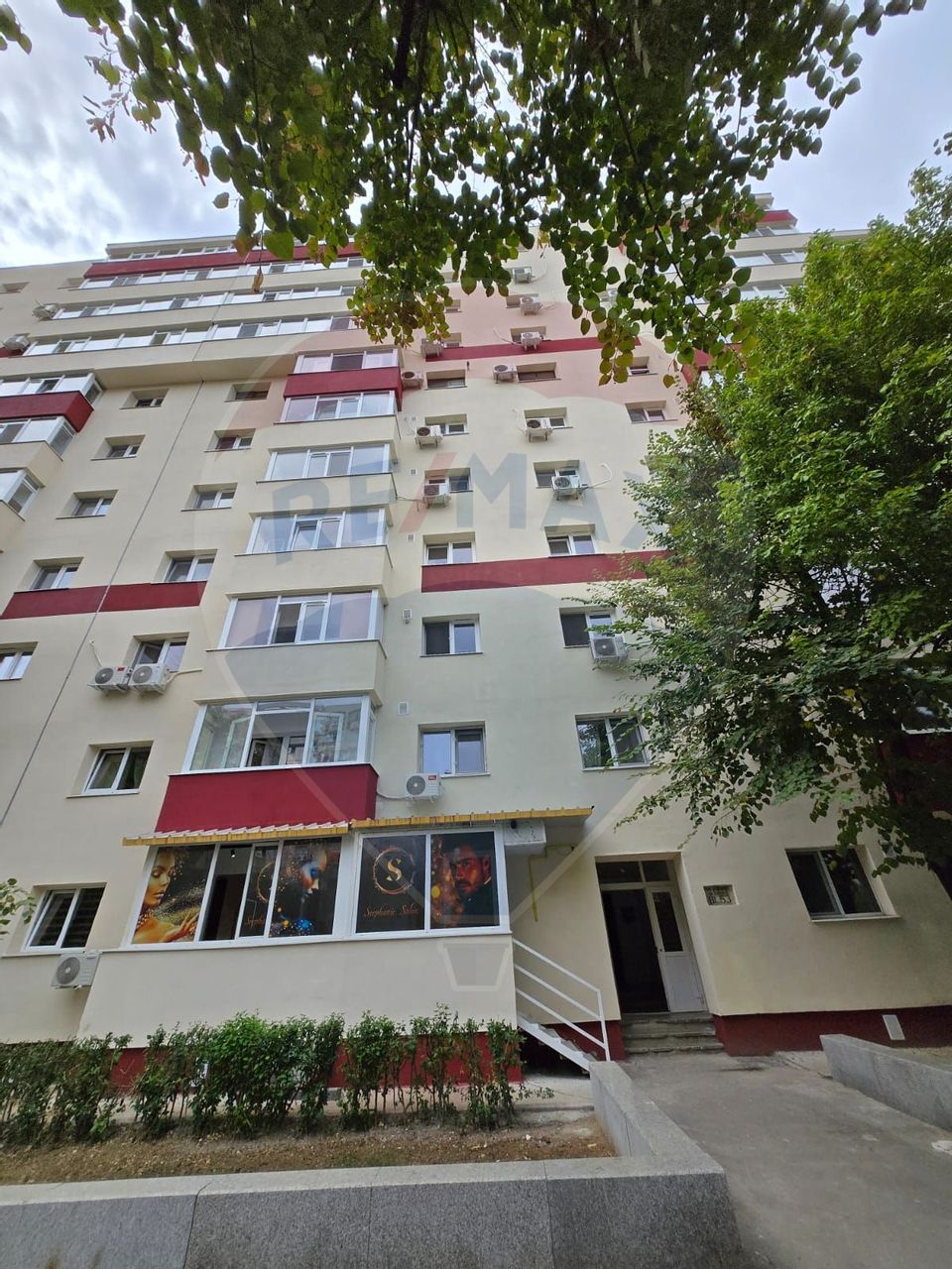 3 room Apartment for sale, Berceni area