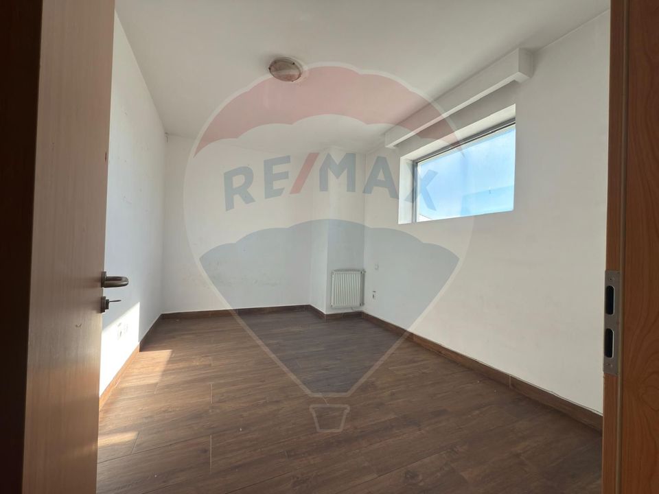 Spațiu comercial de 570 mp de închiriat în Supernova (fostul Cora)