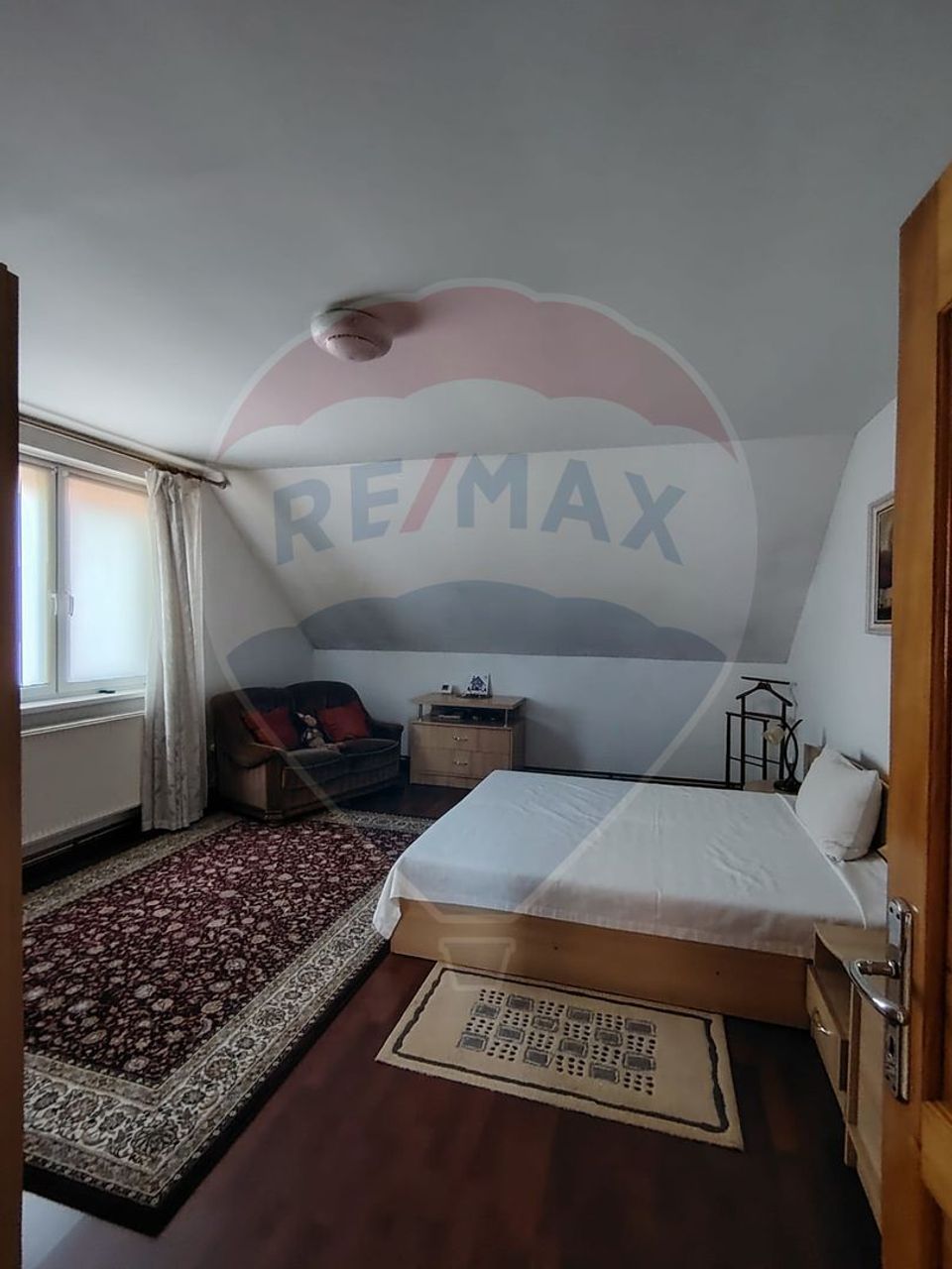 8 room House / Villa for sale, Central area