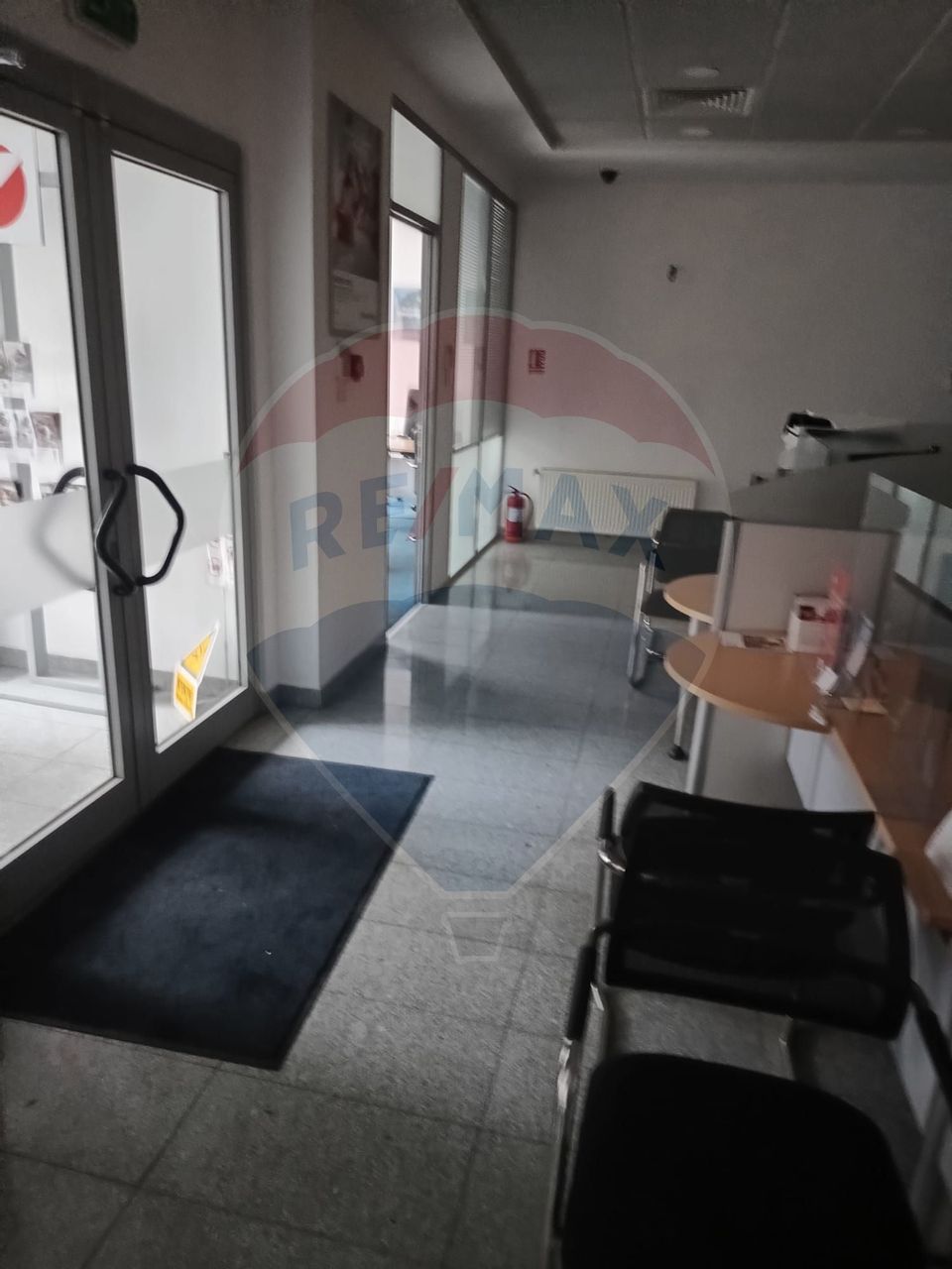 130sq.m Commercial Space for rent, Ultracentral area