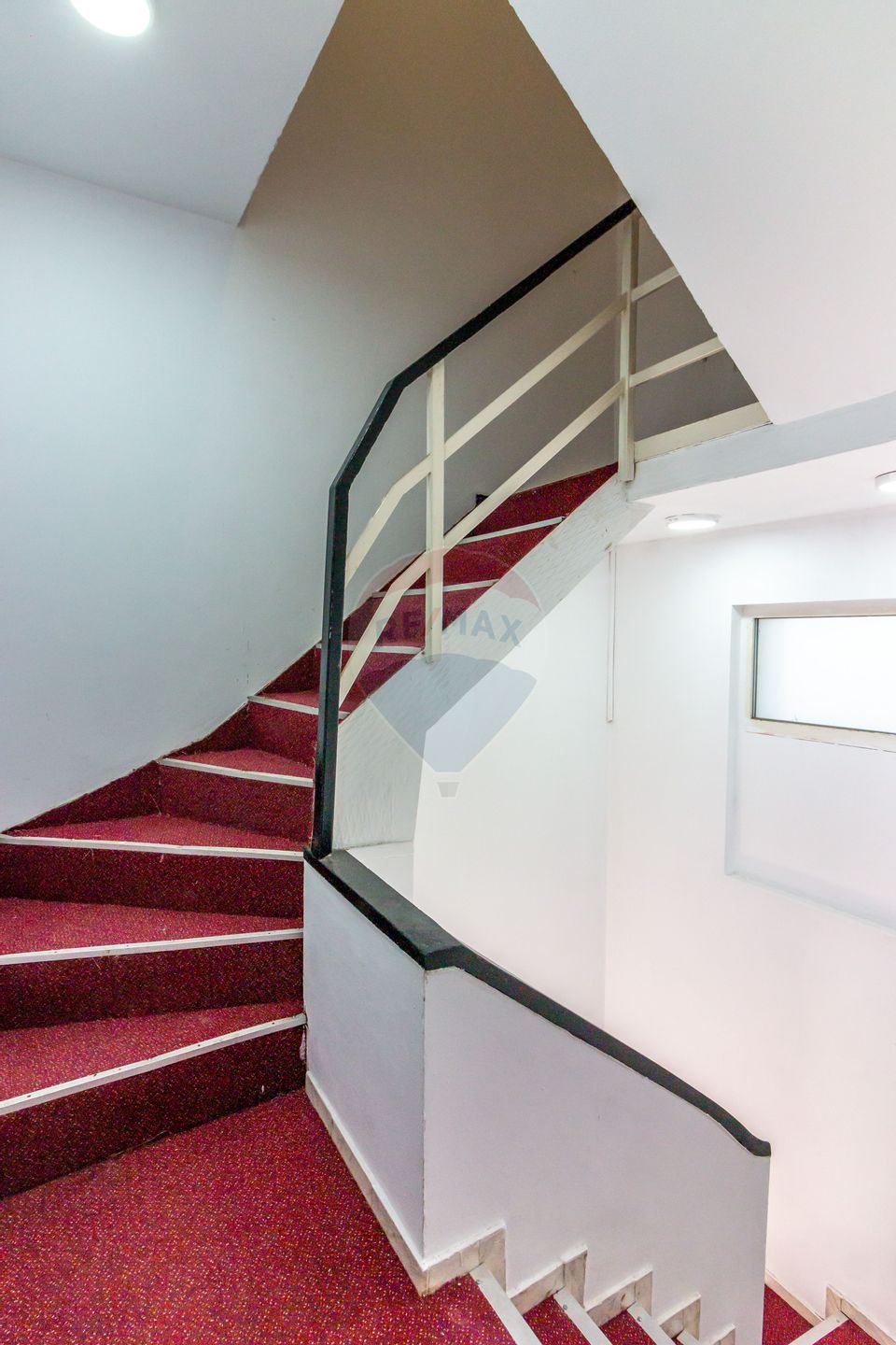 Casă / Vilă în zona Calea Calarasilor, ideal investitie, 6xparcare