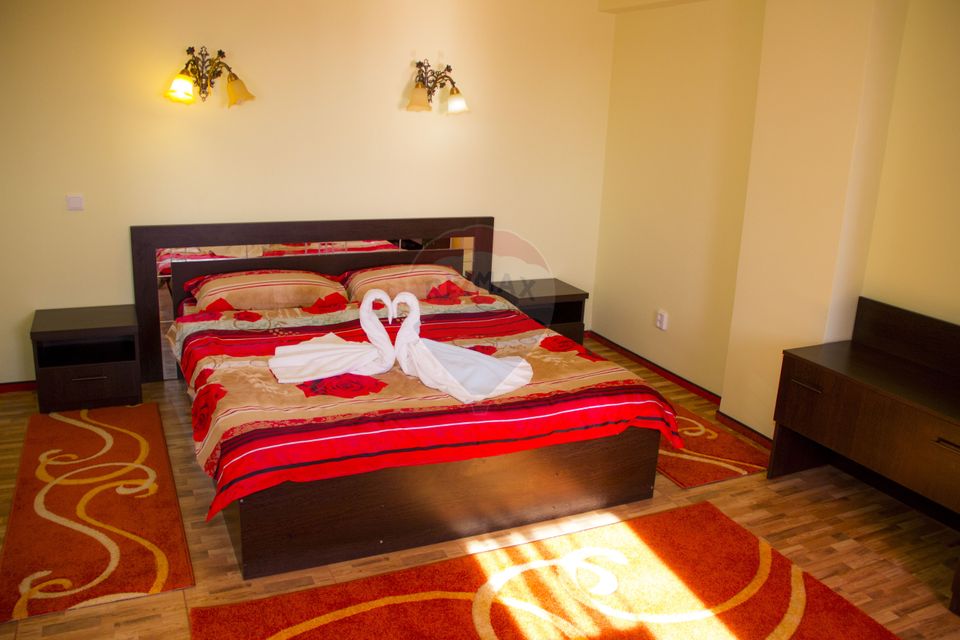 Hotel de vanzare la cateva minute de Podul Mogosoaia –Cu 40 de camere