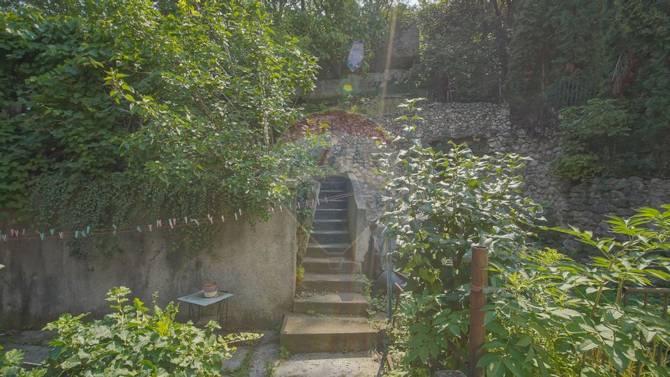 5 room Apartment for sale, Central area