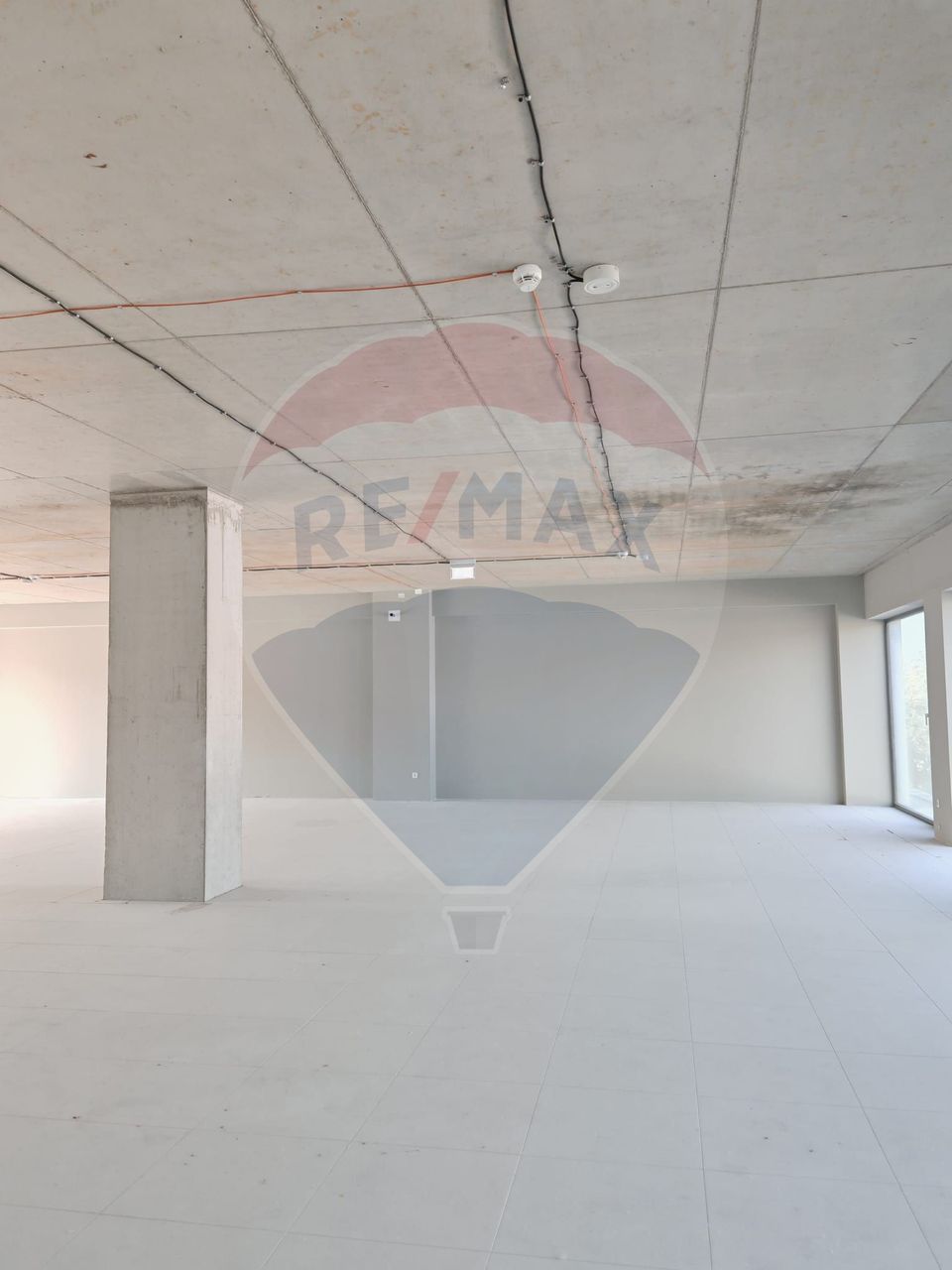 Spațiu de birouri de 674.1mp de vânzare în zona Manastur