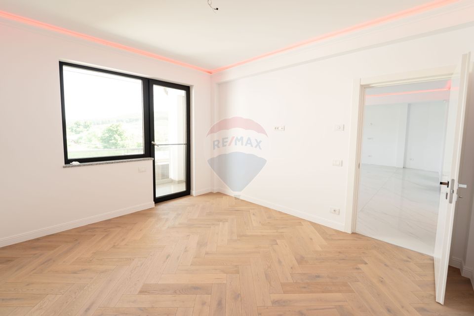 Apartament nou, 3 camere, vânzare, pret mai mic ca al dezvoltatorului!