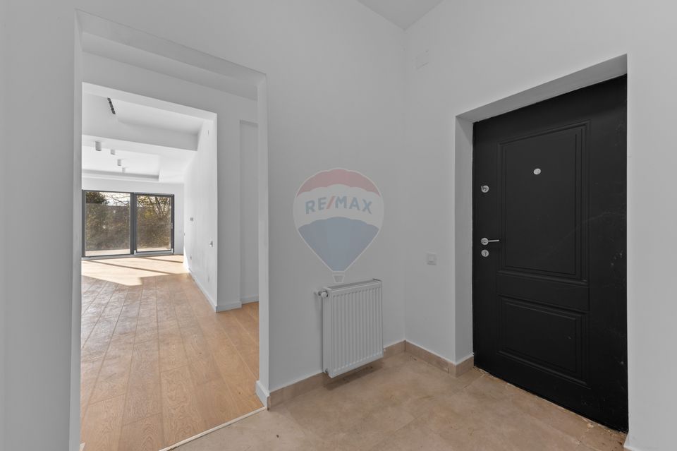 Vilă superba Cernica | vedere la padure si lac | finisaje moderne