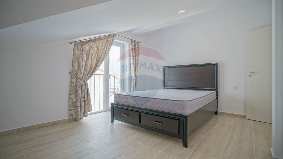 Locuinta de vacanta sau apartament de locuit?  Rasnov, Brasov