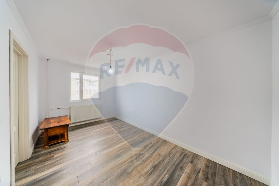 Apartament 2 camere,complet renovat,Vlaicu