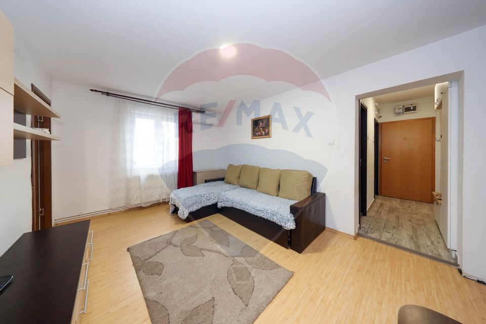 Apartament 3 camere de vânzare, Central Sacele!