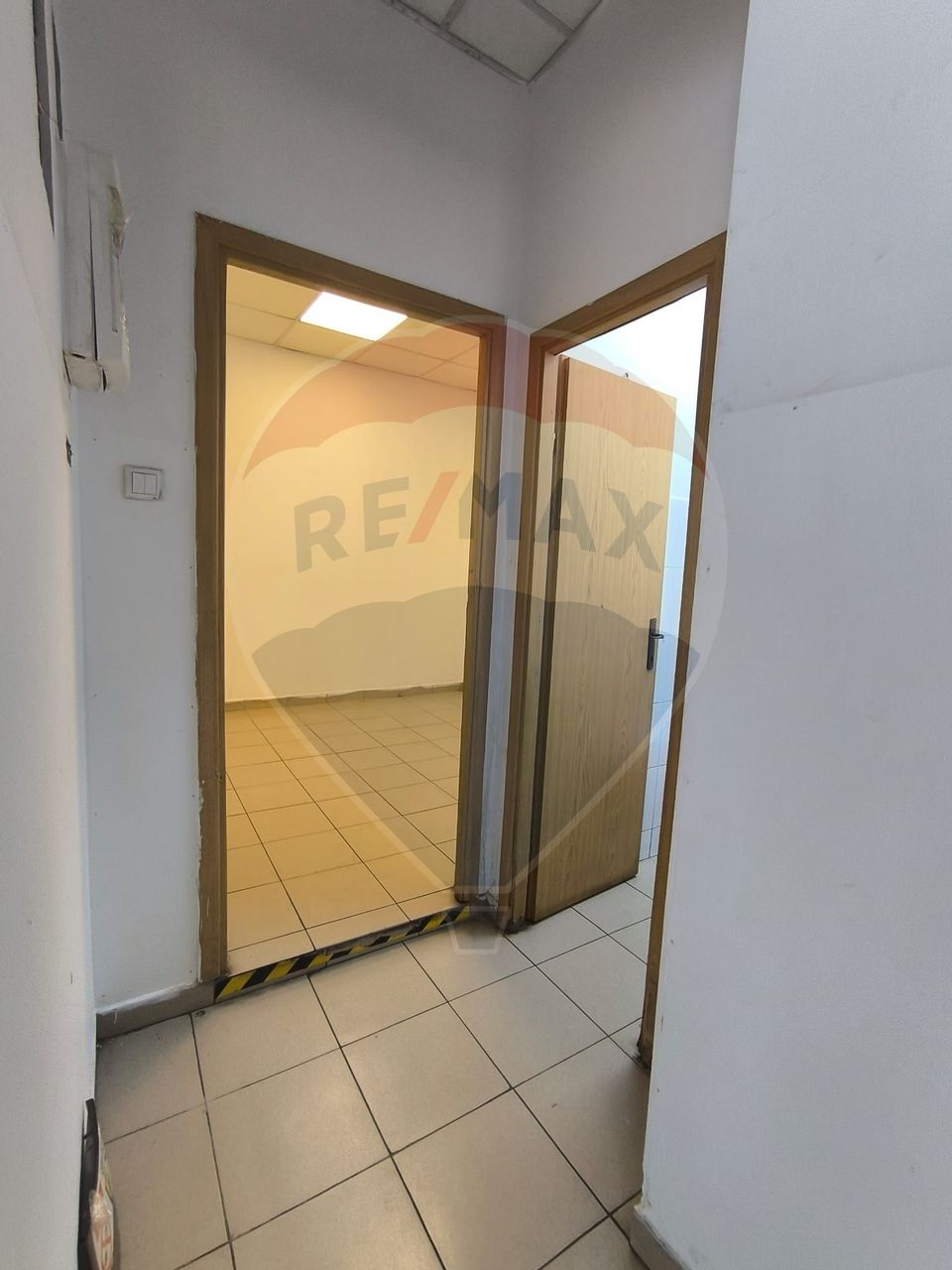 Spațiu comercial de vanzare