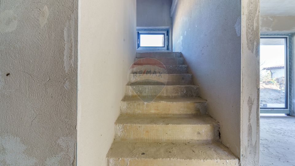 Vilă in constructie, locatie excelenta, Comision 0%